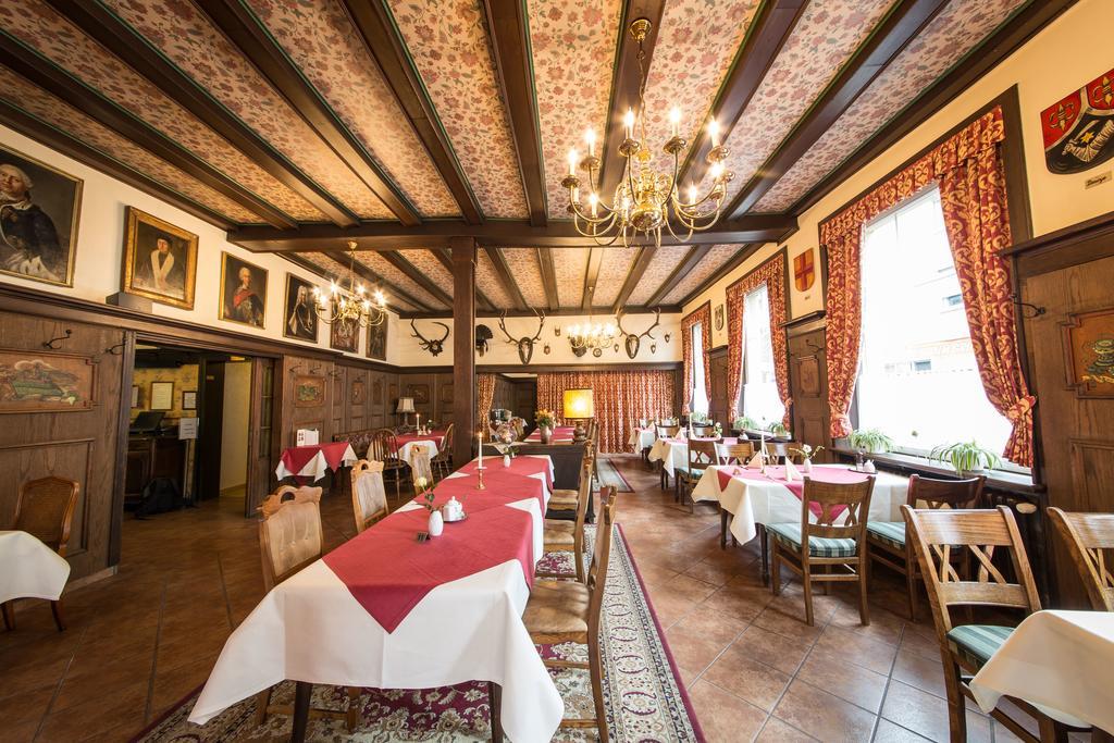 Alte Thorschenke Hotel Cochem Exterior photo