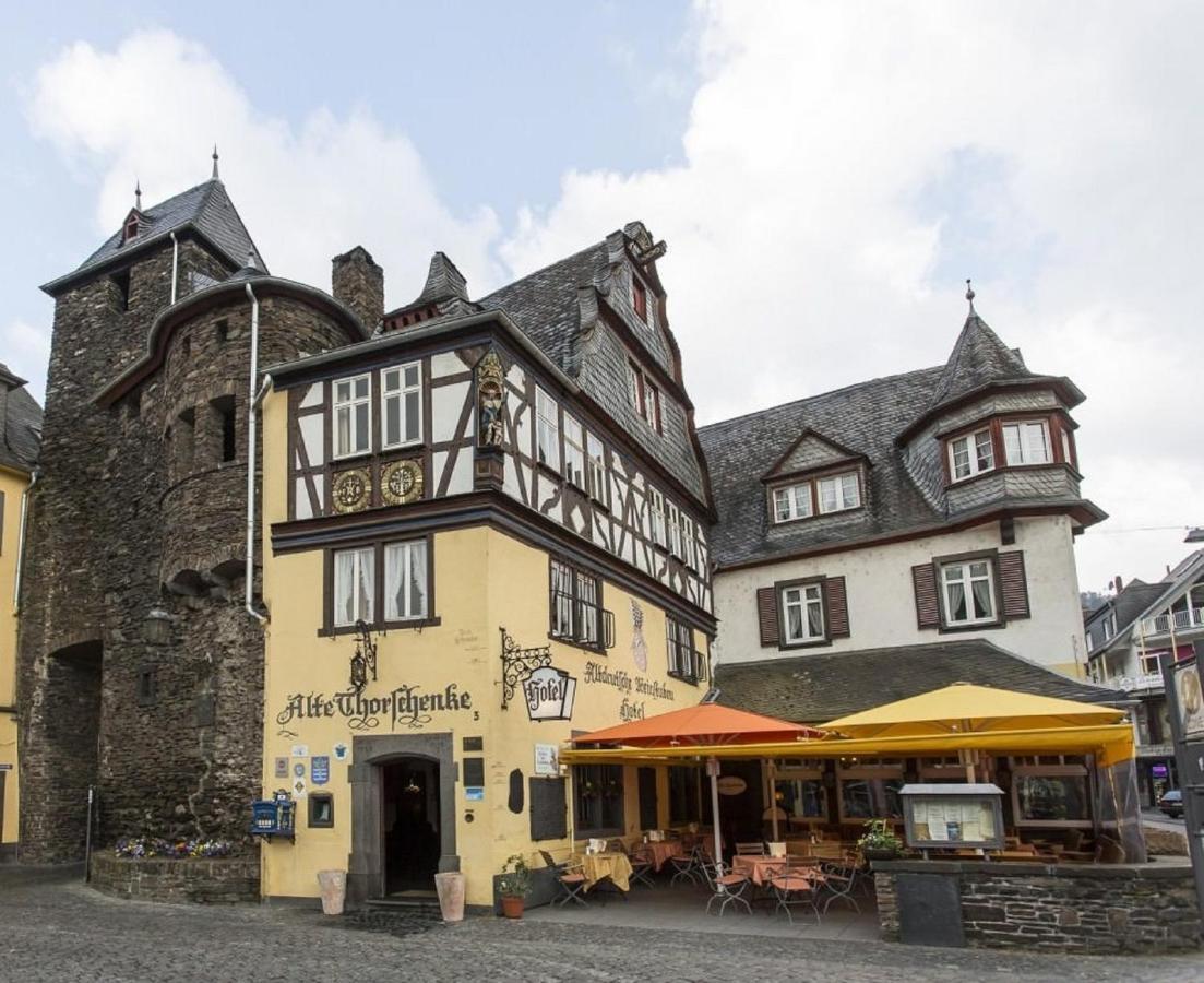 Alte Thorschenke Hotel Cochem Exterior photo